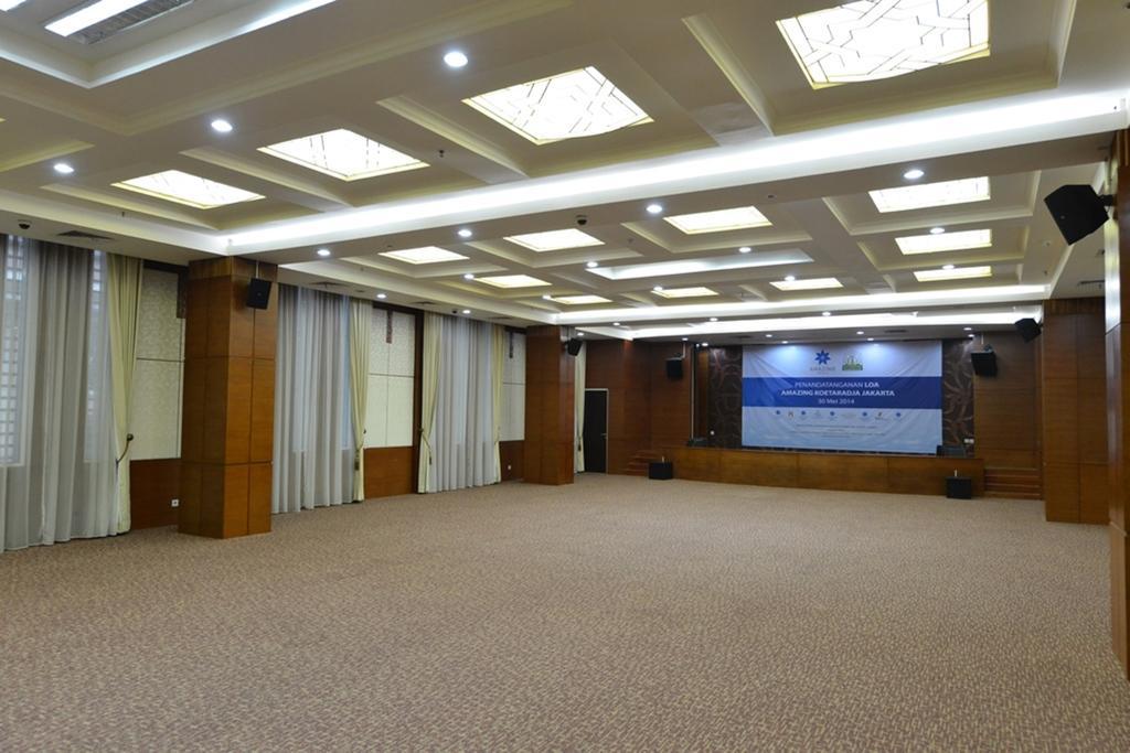 Amazing Kutaradja Hotel Jakarta Buitenkant foto